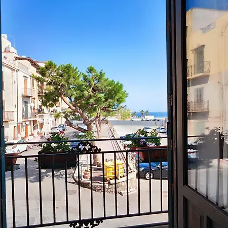Apartment Baia Delle Sirene By World